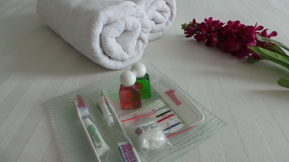 Business Tomang Hotel 3*